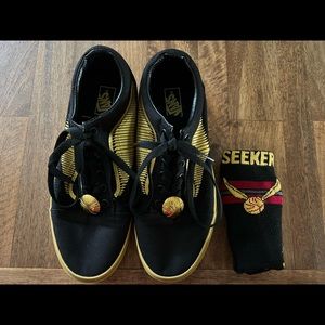 NWOT Vans X Harry Potter Old Skool Golden Snitch Shoes Men’s 5.5 Women’s 7